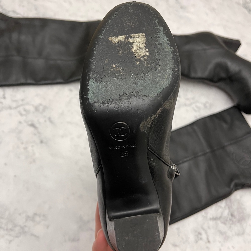 Chanel over the knees boots - Picture 5 of 8